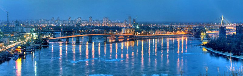 Walking along the promenade of Kiev